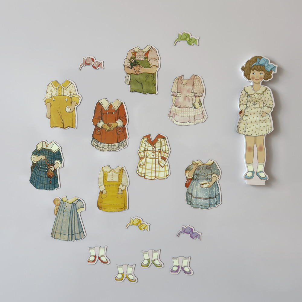 Mom's Magnetic Dolls - Elly's